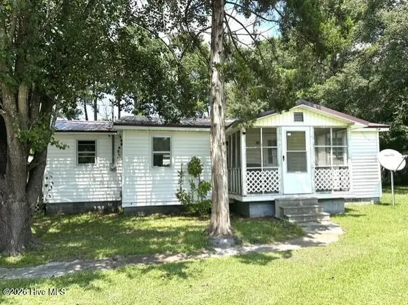 716 Kinston Highway, Richlands, NC 28574