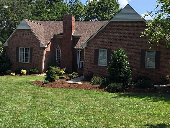 2nd image of 276 Rebecca Dr