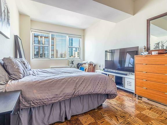 3rd image of 245 E 19th St APT 21H