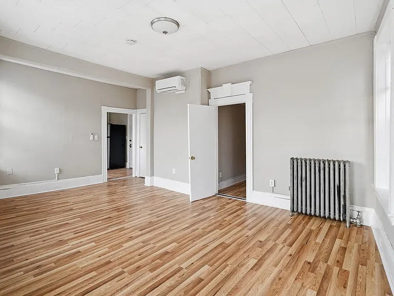 20-24 Main St #1 — Photo 5