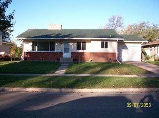 2103 4th St S, Moorhead, MN 56560