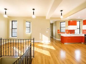 279 Halsey St, Brooklyn, NY