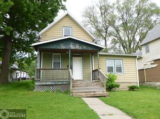 422 S Adams St, Burlington, IA 52601