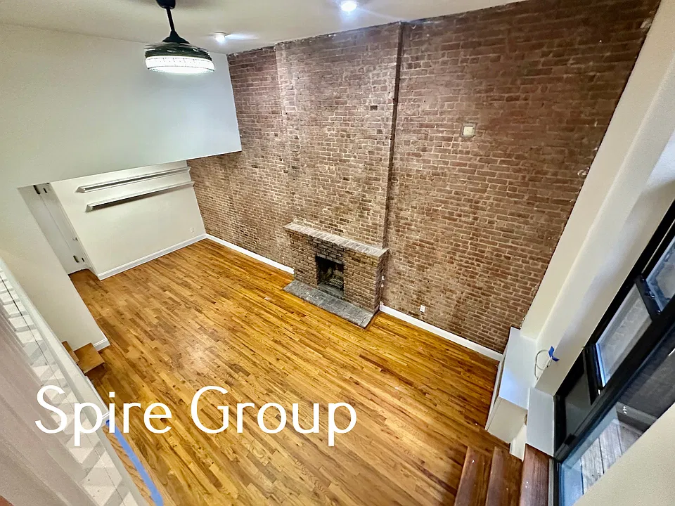 65 W 73rd St #1B