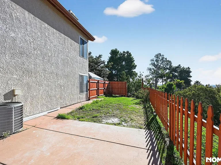 337 Apollo Dr #B — Photo 7