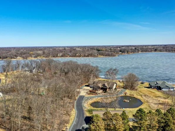 25493 W Comfort Lake Dr, Forest Lake, MN 55025