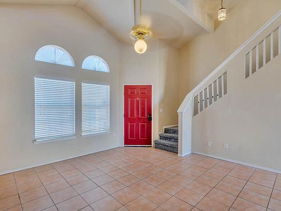 4th image of 11044 Loma De Color Dr