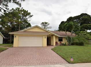 2418 NW 29th Rd, Boca Raton, FL 33431