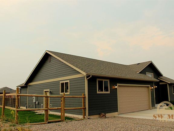 3rd image of 2402 Sun Ave