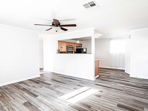 3rd image of 181 Antigua Dr