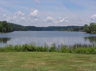 5 Clubhouse Dr, Carmel, NY 10512