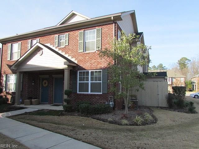 1st image of 540 Hadleybrook Dr