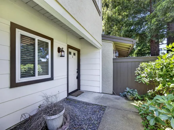 6239 Riverside Blvd APT 2, Sacramento, CA 95831