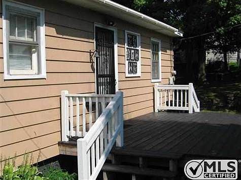 2nd image of 207 1st Ave