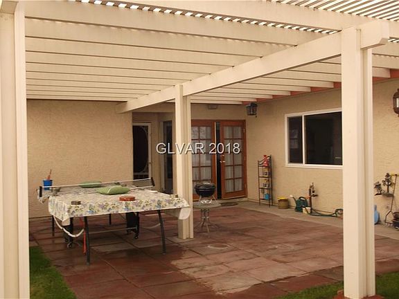 4th image of 3320 Lovell Ct