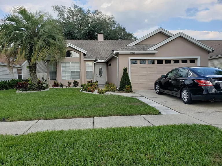 14525 Fox Haven Blvd — Photo 2