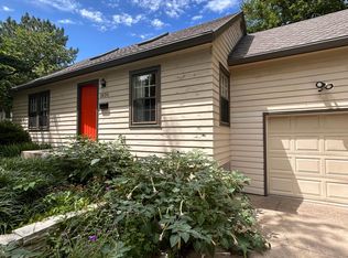 1630 Houston St, Manhattan, KS 66502