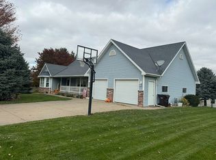 106 W 10th St, Tilden, NE 68781