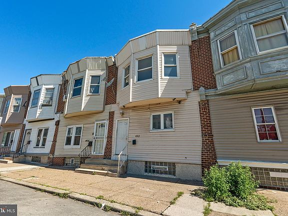 3rd image of 403 W Annsbury St