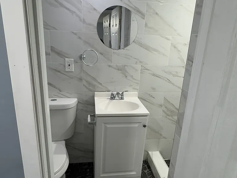 10295 Crimson Tree Ct — Photo 14