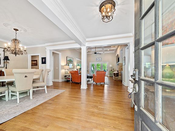 5th image of 1100 Turnberry Cir
