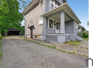 839 Nela View Rd, Cleveland, OH 44112