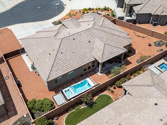 3rd image of 544 W Fitness Way