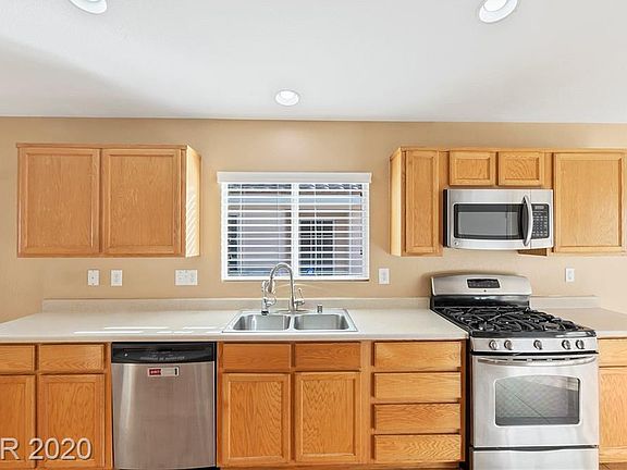 4th image of 1202 Granite Ash Ave