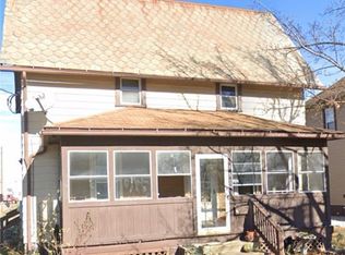 157 W Chestnut St, Orrville, OH 44667