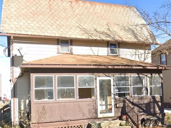 157 W Chestnut St, Orrville, OH 44667