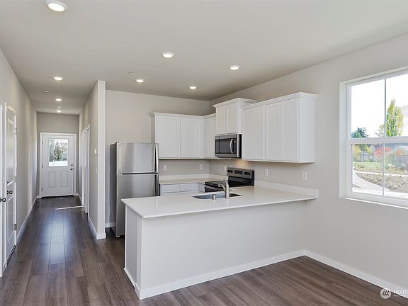 5th image of 1214 E 53rd Street