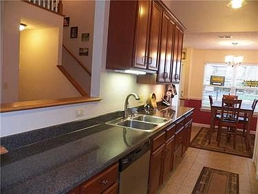 4th image of 1019 Ironwood Cir
