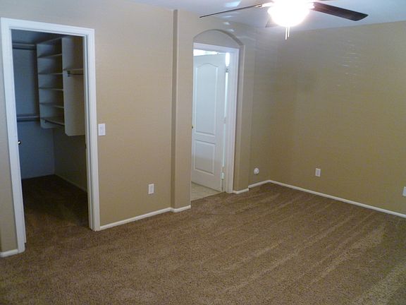 4th image of 35804 N Murray Grey Dr