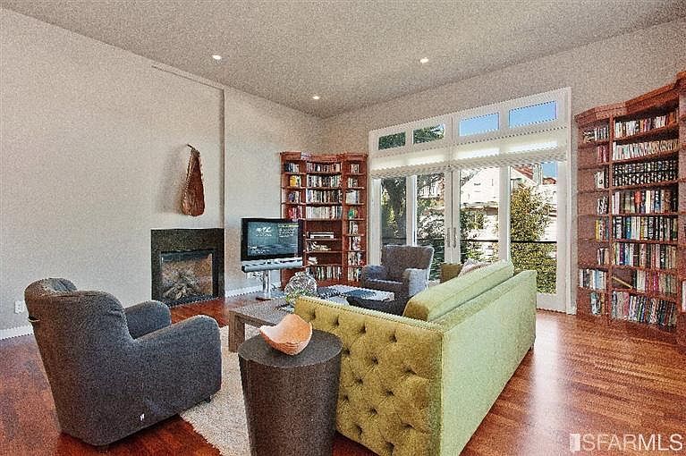 1st image of 836 Alvarado St