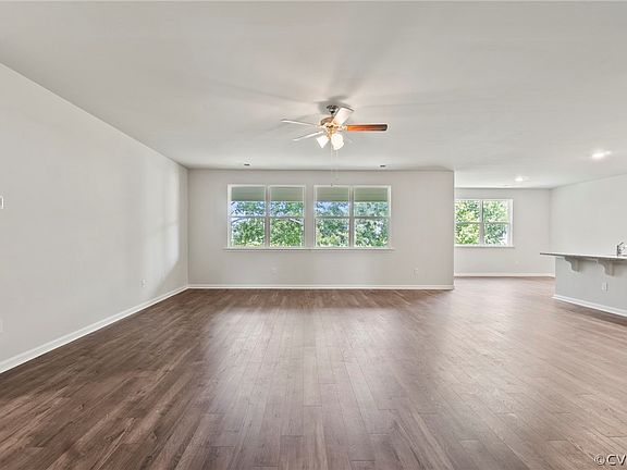 4th image of 7000 Batten Ct