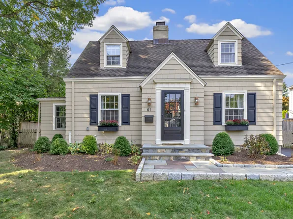61 Dogwood Lane, Fairfield, CT 06824