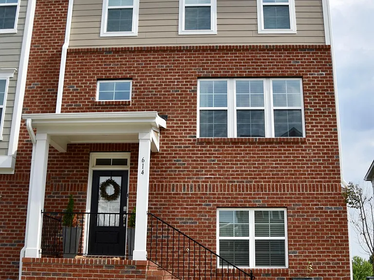 614 Gateway Crossing Ln — Photo 21