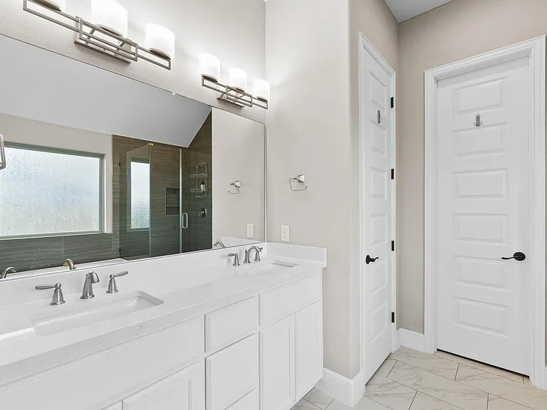 9707 Highland Pointe Dr — Photo 20