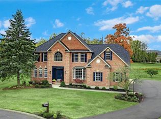 3213 Burnham Ct, Center Valley, PA 18034