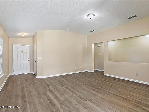 4th image of 12683 PINE MARSH Way