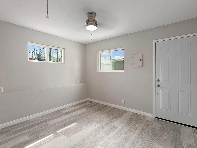 4807 Parks Ave #B — Photo 4