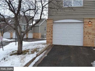6000 Chasewood Pkwy, Hopkins, MN, 55343