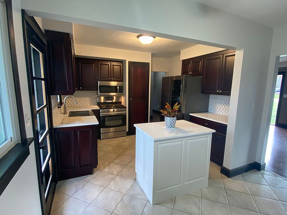  New Renovated Kitchen