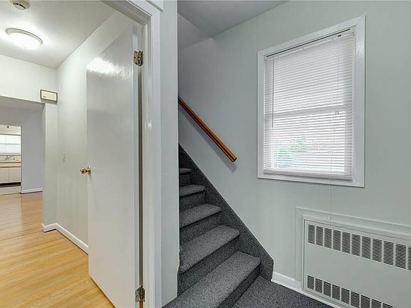 5th image of 85 Orchard St