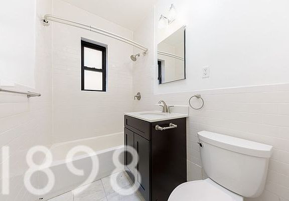 5th image of 43-38 39th Pl #42