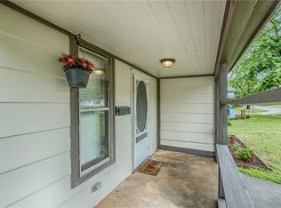 617 S Roberts Ave, El Reno, OK 73036