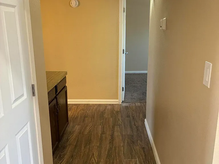 1331 W Stottler Dr — Photo 6