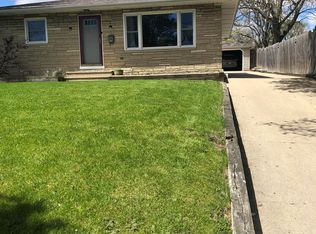 6102 35th Ave, Kenosha, WI 53142