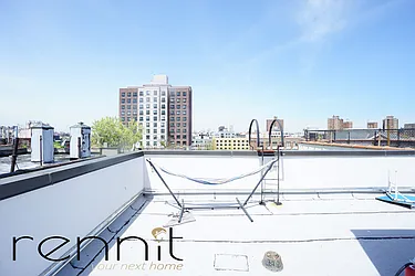 Rented by Rennit Inc.