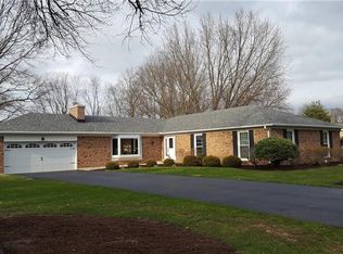 695 Garden Pl, Troy, OH 45373